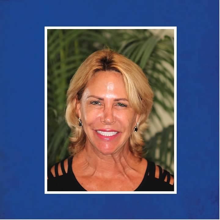 Woman smiling After Porcelain Veneers